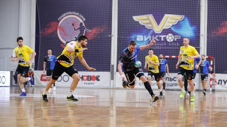 Гандболисты ставропольского «Виктора» с крупным счетом выиграли в Краснодаре первый матч турнира за 5-6 места