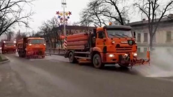В Пятигорске проводят дезинфекцию главных магистралей