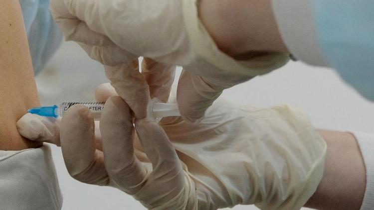 Председатель Думы Ставропольского края сделал прививку против COVID-19