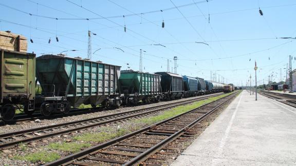 Железнодорожные станции Ставрополья увеличили отгрузку стройматериалов, нефти и зерна