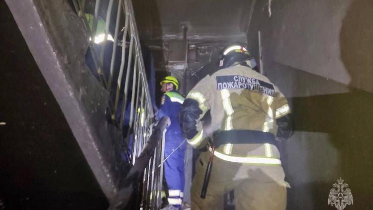Двое мужчин погибли в ночном пожаре в Ставрополе