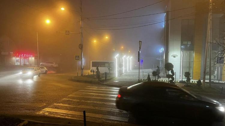 Рабочая неделя на Ставрополье начнётся с мокрого снега и сильного гололёда