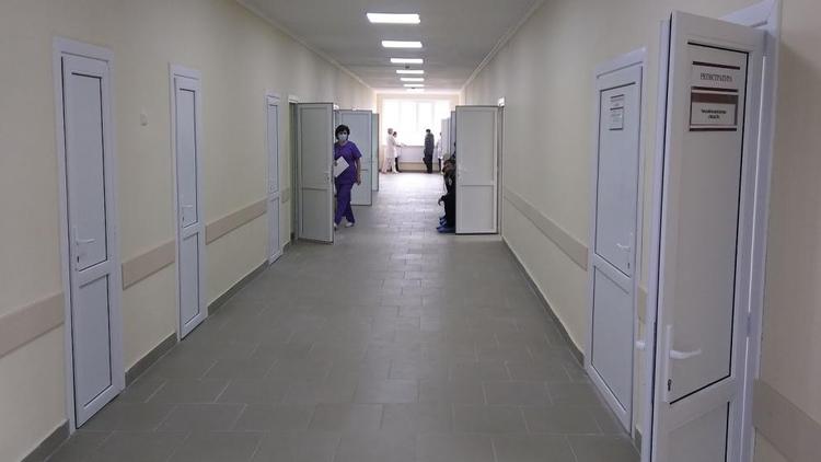 Губернатор Ставрополья поручил до конца года открыть новый корпус детской больницы