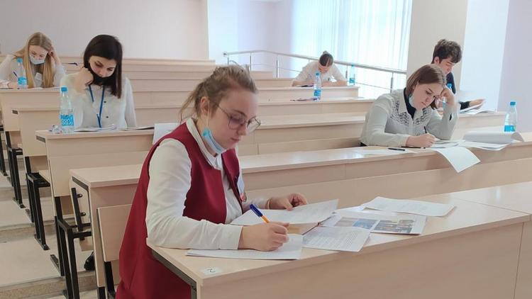 В краевом этапе всероссийской олимпиады будут участвовать 440 школьников Ставрополя