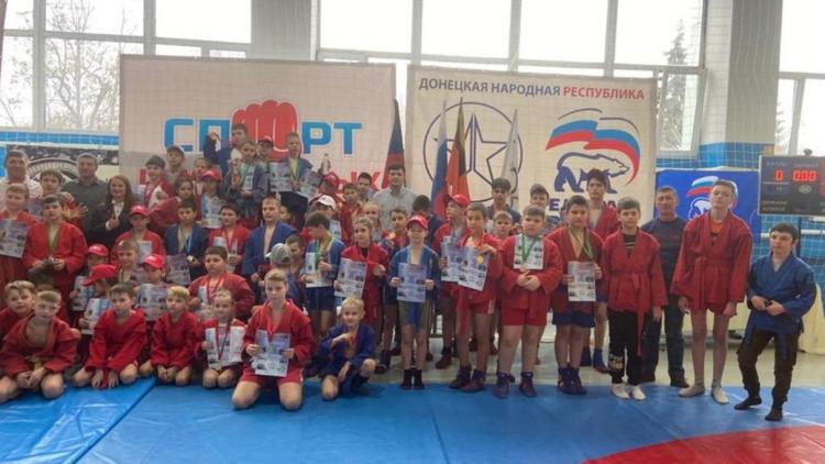 Ставропольские спортсмены успешно выступили на турнире ДНР в рамках проекта «Zа самбо»