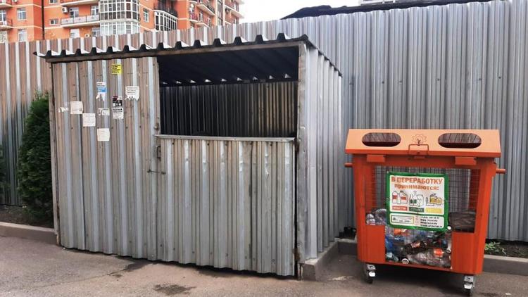 В Ставрополе обновляют контейнерные площадки для сбора мусора