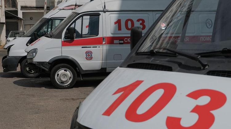 Половина бригад скорых в Ставрополе занята пациентами с «омикроном»