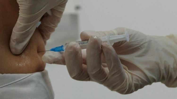 Около 1 миллиона 76 тысяч жителей Ставрополья получили прививки от COVID-19