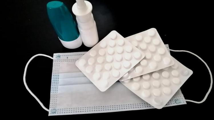 На Ставрополье увеличат резервы медикаментов для помощи больным коронавирусом