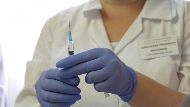 Уже более 23 тысяч ставропольцев сделали прививку от коронавируса
