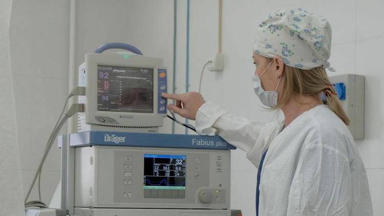 Более 5000 человек получили высокотехнологичную медпомощь в краевой больнице Ставрополья в 2021 году