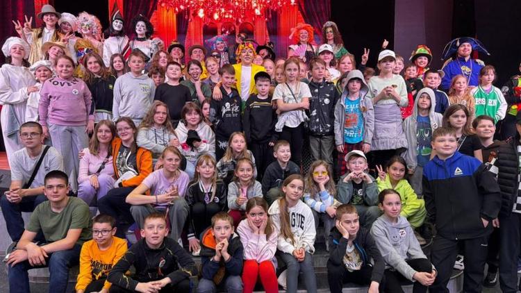В Невинномысске дети из Белгородской области посетили экскурсии и представления
