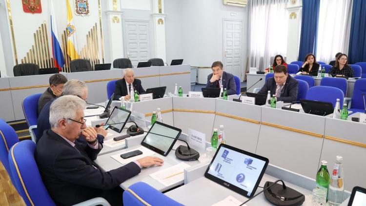 Депутаты готовят корректировки краевого законодательства в сфере организации публичной власти