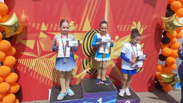 Юные фигуристы «Наследия» собрали букет медалей в Ставрополе