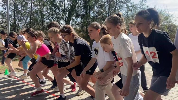 Ессентукские школьники пробежали 1000 метров здоровья
