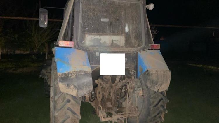 Трактор сбил школьницу на пешеходном переходе в Апанасенковском округе