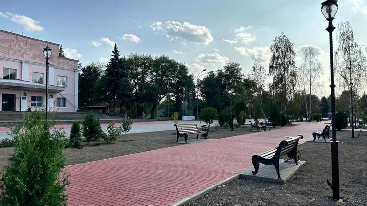 В посёлке на Ставрополье продолжат благоустройство центральной площади