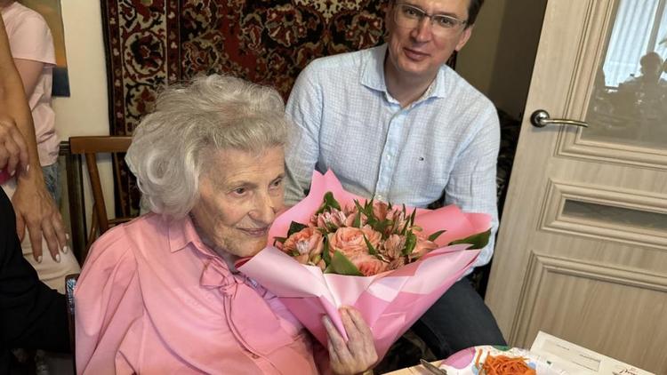 Ветерана Великой Отечественной войны поздравили со 100-летним юбилеем в Кисловодске