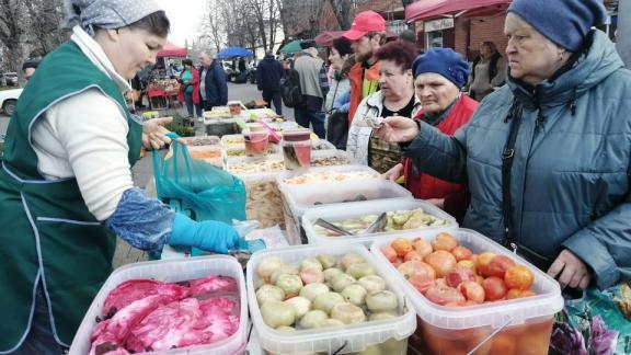 Более 60 предпринимателей представляют свою продукцию на ярмарке в Кисловодске