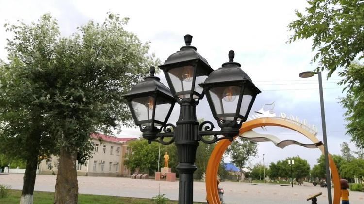 В Ипатовском округе Ставрополья благоустраивают центральный парк