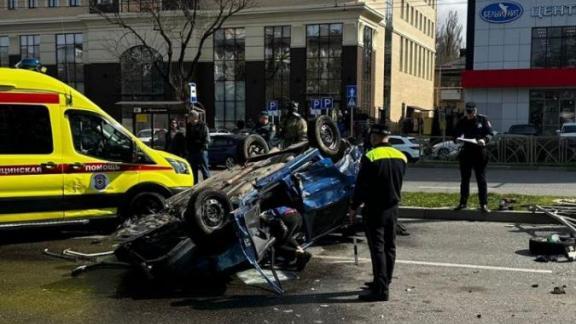 Пассажир пострадал при встречном столкновении двух автомобилей в Ставрополе