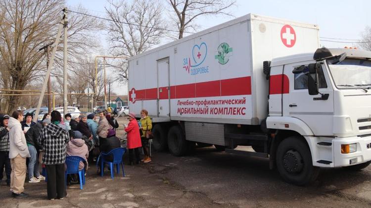 Медики проекта «За здоровье» организовали приём в Будённовском округе Ставрополья 