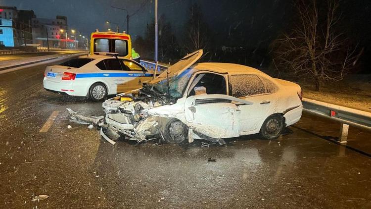 Неопытный водитель спровоцировал ДТП в Ставрополе