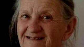 79-летнюю бабушку, пропавшую год назад, разыскивают на Ставрополье
