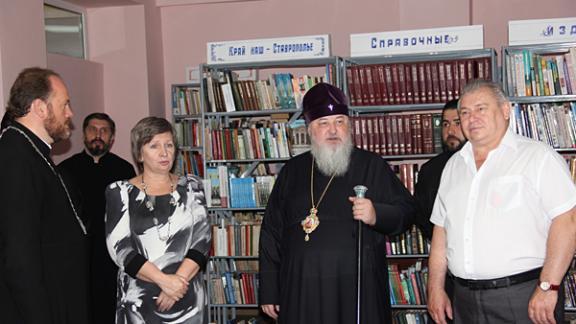 Митрополит Кирилл посетил в Невинномысске строящиеся храмы и будущую православную гимназию