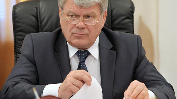 Губернатор Зеренков призвал пресекать незаконные действия с материнским капиталом