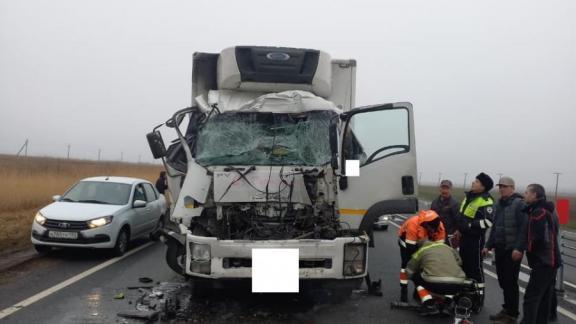 Два грузовика столкнулись на трассе «Кавказ» в Ставропольском крае