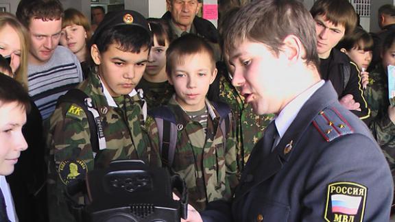 Ставропольская служба ГАИ-ГИБДД провела для кадетов урок мужества