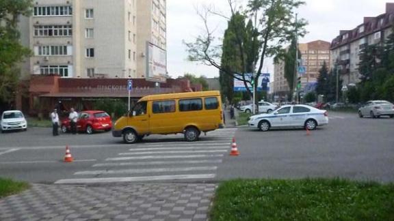 В Ставрополе водитель маршрутки сбил девушку-пешехода