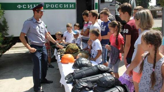 В управлении по конвоированию УИС Ставрополья состоялся день открытых дверей