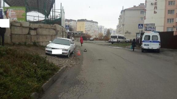 В Ставрополе на тротуарной дорожке водитель иномарки сбил ребенка