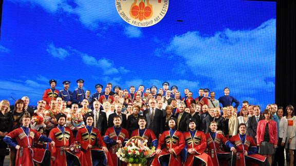 Выступление ансамбля «Ставрополье» в Северной Корее приняли на ура