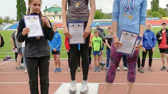 30-летний рекорд по лёгкой атлетике «побила» школьница из Невинномысска