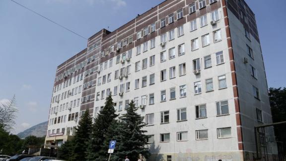 Губернатор Владимиров предложил расширить проект капремонта поликлиники в Минводах