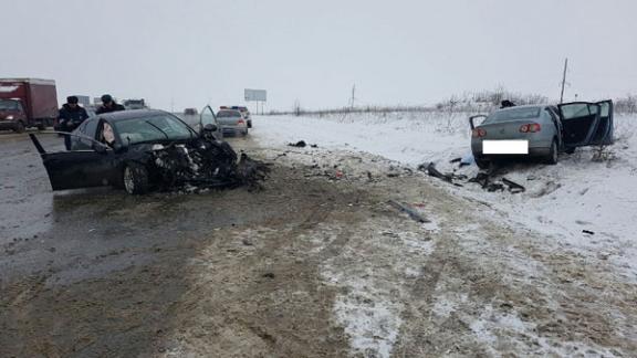Вблизи Ставрополя в лобовом столкновении погиб водитель, второй ранен