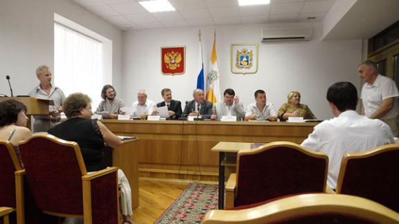 265 прошений рассмотрела комиссия Ставропольского края по вопросам помилования за 2015-й год