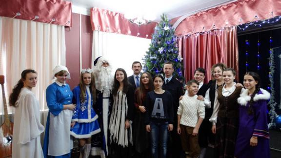 Детский дом в Ставрополе посетил «Полицейский Дед Мороз»