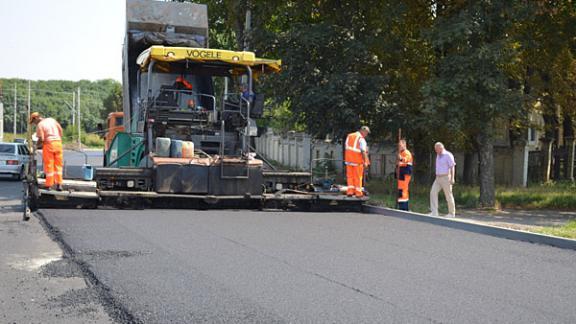 В Левокумском округе обновят шесть участков местных дорог