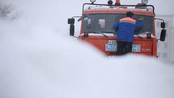 Более 70 автомобилей вытащили из снежного плена за выходные ставропольские спасатели