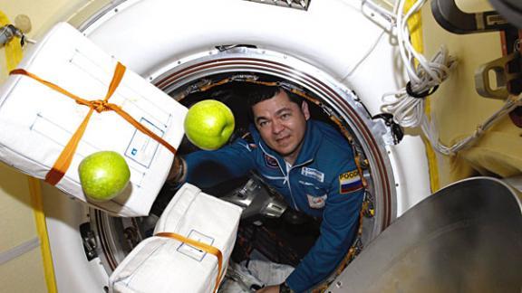 Ставропольский космонавт запечатлел лучи восходящего солнца на МКС