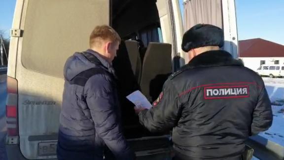 Два «пиратски модернизированных» автобуса сняты с линии сотрудниками ГИБДД на Ставрополье