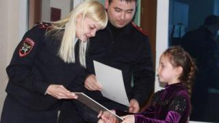 Победителей детского конкурса творческих работ по ПДД наградили в селе Кочубеевском
