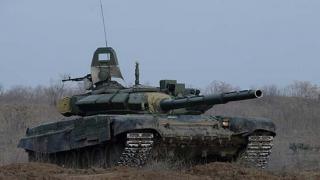 На ставропольском полигоне танкисты отработали вождение и стрельбу