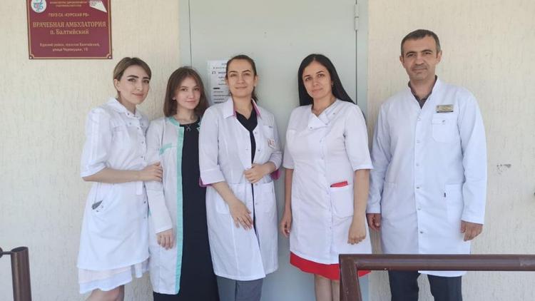 Мобильная бригада врачей посетила посёлок Балтийский на Ставрополье