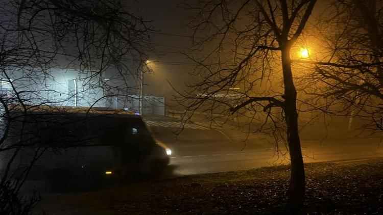 В Георгиевском округе предупреждают автолюбителей о тумане на дорогах