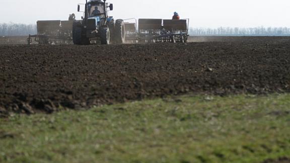 Аграрии Ставрополья приступили к подготовке почвы под осенний сев